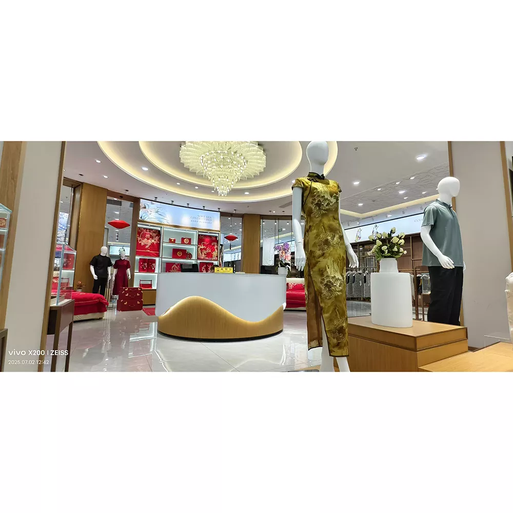 কাঠের মহিলাদের পোশাক প্রদর্শন রাক